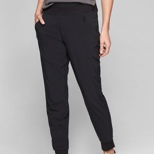Athleta Women’s Soho Joggers - black size 2 - new!